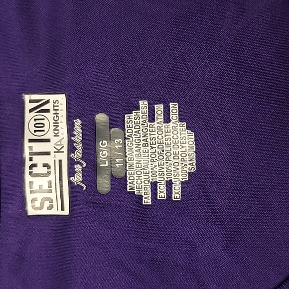 I no longer fit into this shirt it's super comfortable! go Wildcats! - Picture 2 of 3